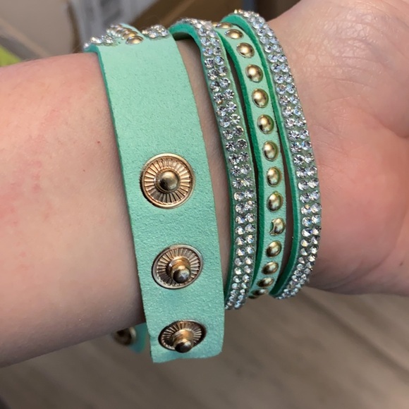 TURQUOISE LEATHER WRISTBAND - Picture 5 of 5